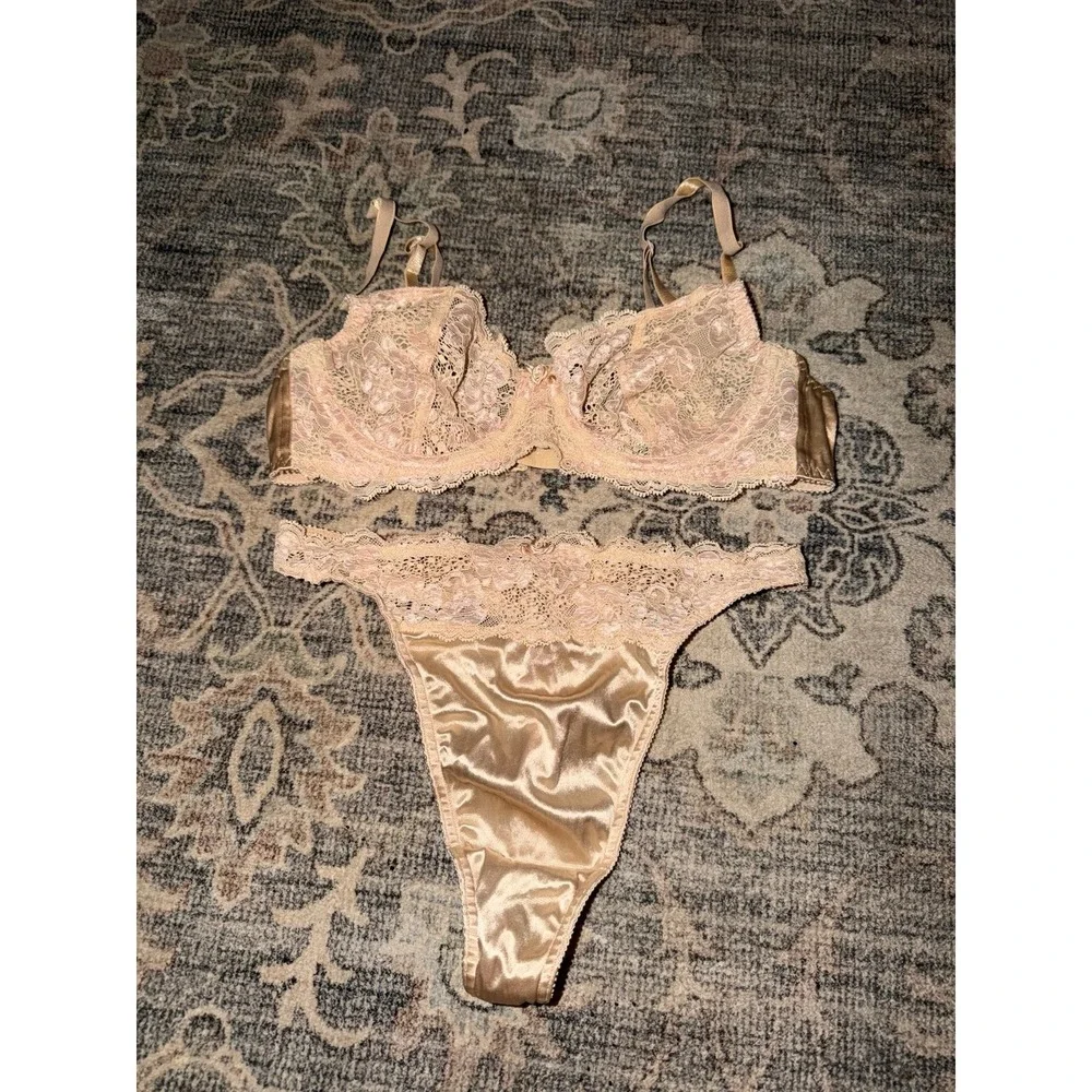 Vintage Victorias Secret Satin Lace Champagne Gold Lingerie Bra Panty Set 1998